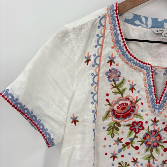 John Mark Line Embroidered Short Sleeve Blouse Small - Picture 4 of 8